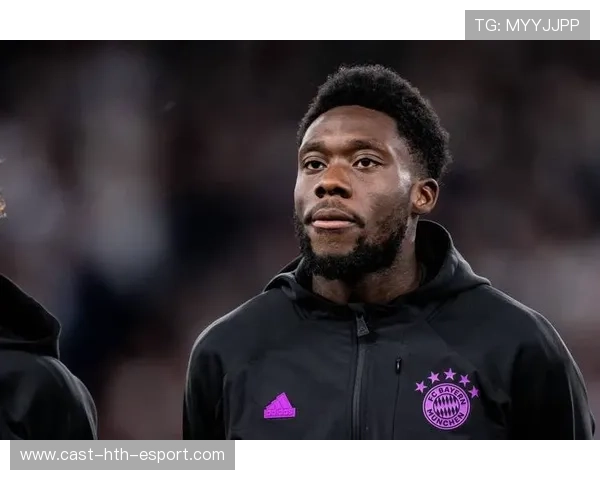 拜仁慕尼黑官宣续约后卫阿方索·戴维斯，双方签署一份直至2029年长约